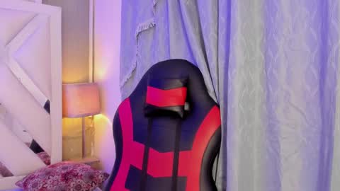 Frezzita online show from December 14, 8:15 pm