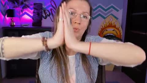 Frida Tander online show from March 3, 6:24 pm