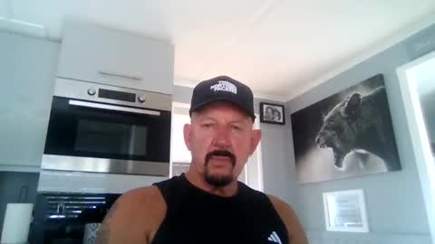 Snapshot of friskyneedsum chatting on September 9, 3:34 pm bob online show from September 9, 3:34 pm