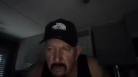 Snapshot of friskyneedsum chatting on February 21, 4:59 pm bob online show from February 21, 4:59 pm