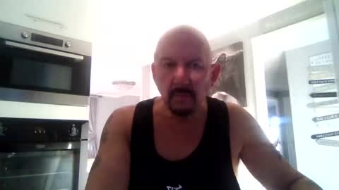 Snapshot of friskyneedsum chatting on March 3, 5:09 pm bob online show from March 3, 5:09 pm