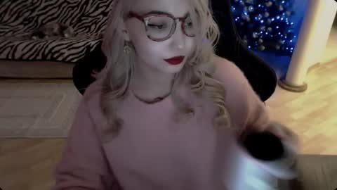 Lilith online show from December 19, 12:00 pm