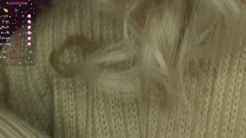 Snapshot of frosty_blueberries4 chatting on January 31, 9:26 pm ANA online show from January 31, 9:26 pm