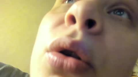 Snapshot of frumcake chatting on December 23, 11:49 pm FrumCake online show from December 23, 11:49 pm