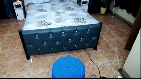 fuckerhunterx online show from November 6, 1:41 am