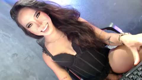 sweetyJENNY online show from November 15, 3:02 pm