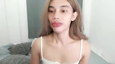 fuckingsexy143 online show from December 5, 2:22 am