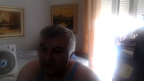 fukingcrazy online show from July 22, 9:00 am