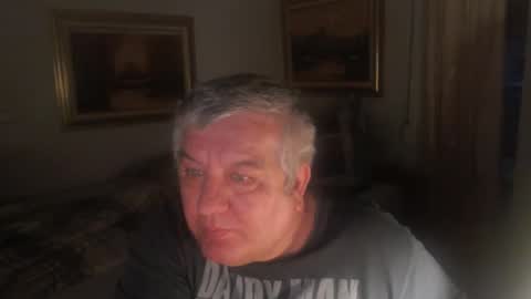 fukingcrazy online show from April 29, 5:40 pm