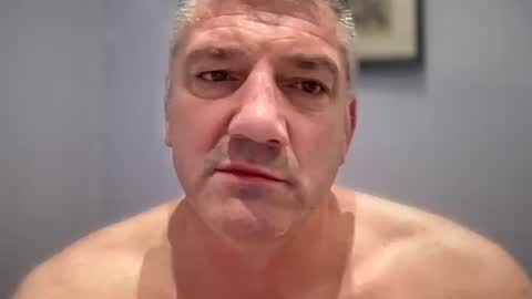 fullback_15 online show from March 29, 8:49 am