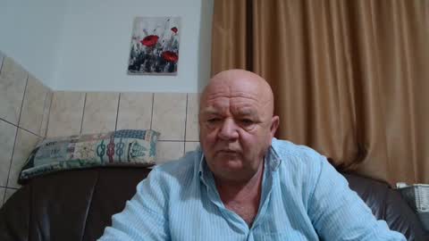 fullballs6 online show from December 9, 2:56 am