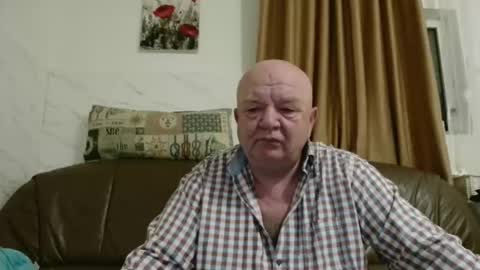 fullballs6 online show from March 23, 2:49 am