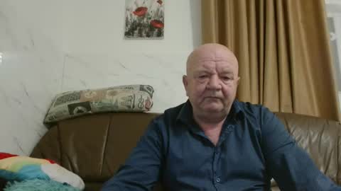 fullballs6 online show from December 23, 3:34 am