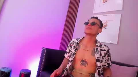 FULLER online show from November 11, 5:42 am