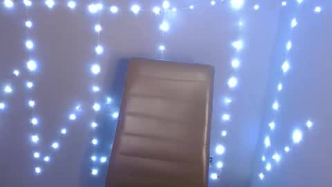 Emma online show from February 11, 11:25 am