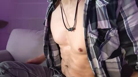 Snapshot of funshockwave chatting on December 4, 10:46 pm funshockwave online show from December 4, 10:46 pm