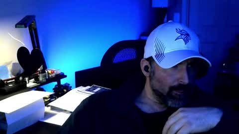 fuzz69_ online show from January 18, 12:47 pm