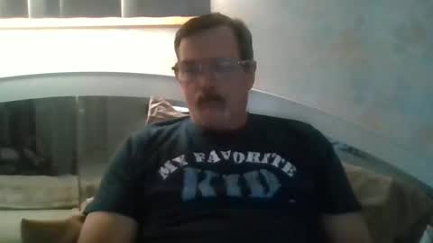 Snapshot of fxson8 chatting on March 3, 12:39 pm fxson8 online show from March 3, 12:39 pm