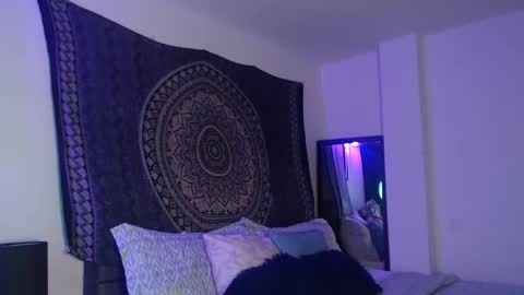 g_bella2025 online show from November 23, 8:29 pm