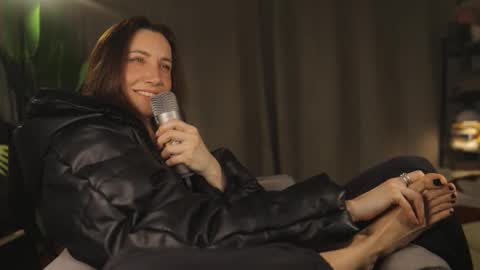 Snapshot of g_ia chatting on February 14, 9:10 pm G online show from February 14, 9:10 pm