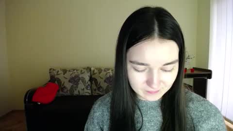 Jaklin online show from November 8, 1:03 pm