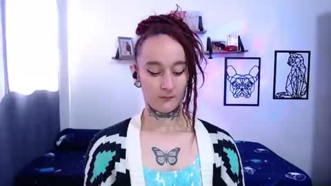 gabby_moon09 online show from October 16, 1:22 pm