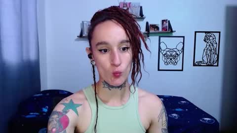 gabby_moon09 online show from October 12, 12:53 pm
