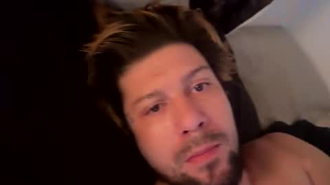 yeeah online show from January 17, 10:44 am