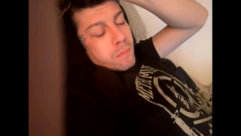 yeeah online show from January 22, 8:07 am