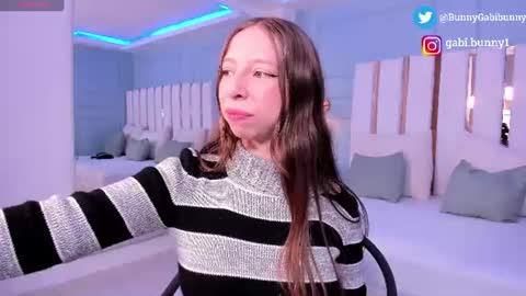 Gabi  online show from June 9, 7:02 pm