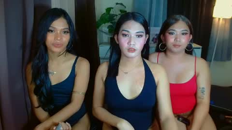 gabriela_deluxe online show from May 10, 5:41 pm