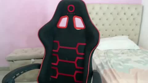 Snapshot of gabriela_jay1 chatting on October 6, 9:10 pm G A B R I E L A I S B A C K.  online show from October 6, 9:10 pm