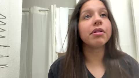 gabriellaayaila online show from February 24, 7:55 am