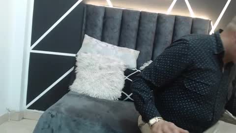 gabrielyabigail online show from March 13, 9:40 pm