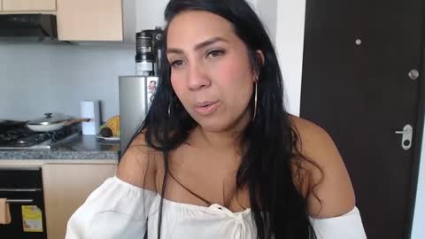 Snapshot of gaby_bluexx chatting on September 25, 8:49 pm Gaby Blue online show from September 25, 8:49 pm