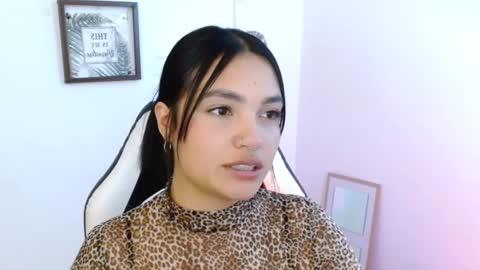 My name is Gabriela.. nice to meet you thumbs up please its very important to me online show from September 11, 8:54 pm