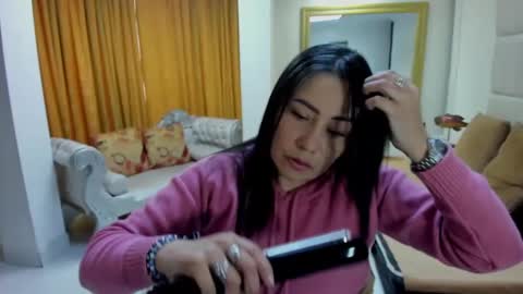 gabriela online show from September 29, 4:39 pm