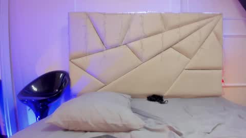  gabriela y Antonella  online show from January 15, 8:05 pm