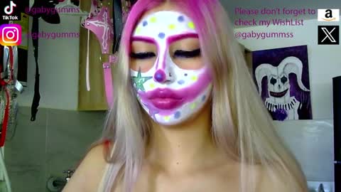 gabygumms online show from September 22, 5:06 pm