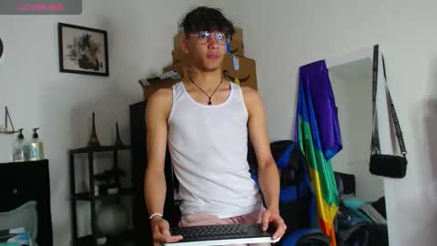 gael_jones online show from September 21, 1:37 pm