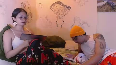 Gaia y Clayde online show from July 5, 4:19 am