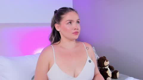 Gaia Baker  online show from April 29, 2:55 pm