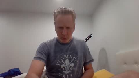 gamerboy200 online show from May 14, 1:15 am