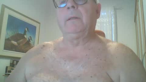 Snapshot of gamin68 chatting on December 16, 2:16 pm gamin68 online show from December 16, 2:16 pm