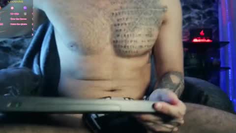 Snapshot of garbel09 chatting on February 11, 8:26 am Chris Dont forget to gift me thumb up Its very important to me and makes me happy AF online show from February 11, 8:26 am