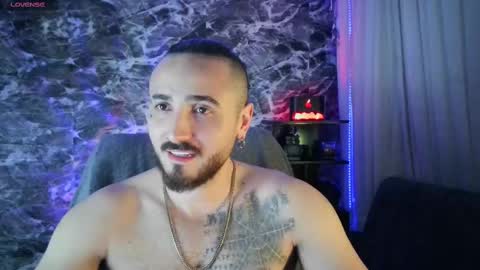 Snapshot of garbel09 chatting on February 20, 6:50 am Chris Dont forget to gift me thumb up Its very important to me and makes me happy AF online show from February 20, 6:50 am