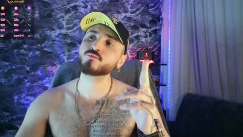 Snapshot of garbel09 chatting on February 12, 4:54 am Chris Dont forget to gift me thumb up Its very important to me and makes me happy AF online show from February 12, 4:54 am