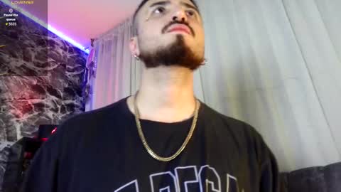 Snapshot of garbel09 chatting on September 24, 6:31 am Chris Dont forget to gift me thumb up Its very important to me and makes me happy AF online show from September 24, 6:31 am