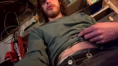 Snapshot of garetmc chatting on January 12, 3:07 am garetmc online show from January 12, 3:07 am