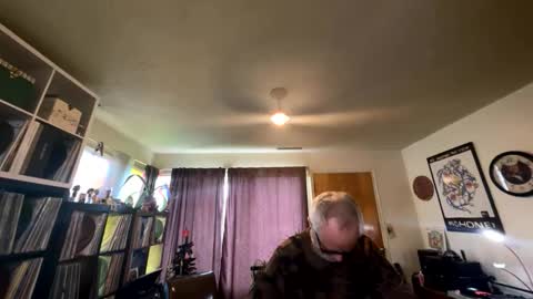 marvin pumpt online show from January 13, 6:48 pm